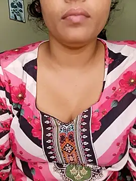 Rose-luckey webcam