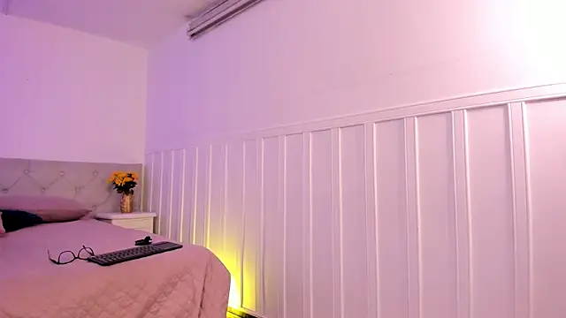 riley_bensongh webcam