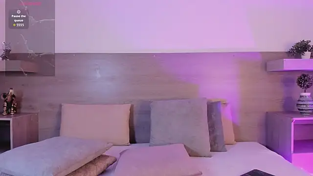 SharonLyn_ webcam