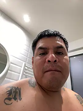 Pelotas2000 live cam on StripChat