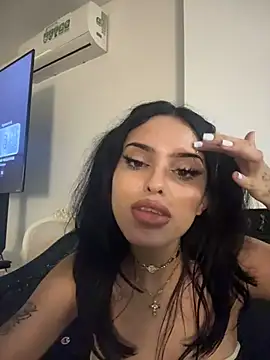 brattystar - Brattystar's free webcam - UK Sex Cams