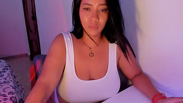 NicolePasqualott webcam