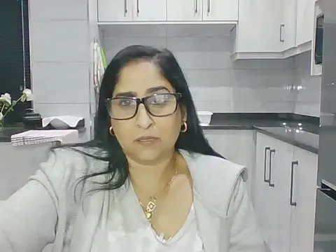 indiankushy - Indiankushy's free webcam - UK Sex Cams