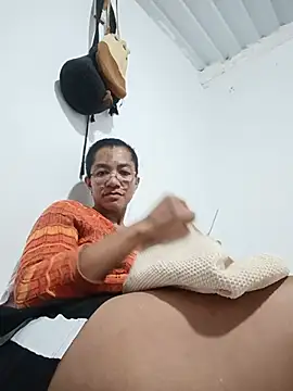 Bigassmommy_x webcam