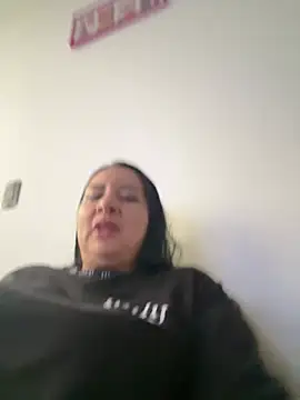 Abril_Luv webcam