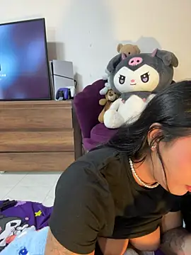 Aylin_Fox webcam