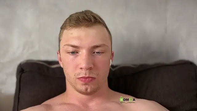 iron__chap webcam