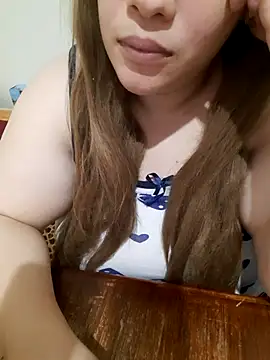 Madam_bezzzoul webcam
