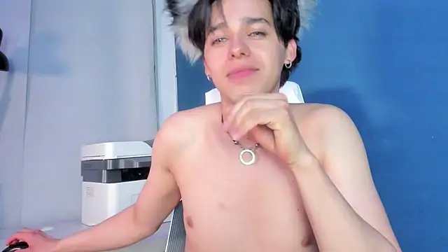 fox_white_ webcam