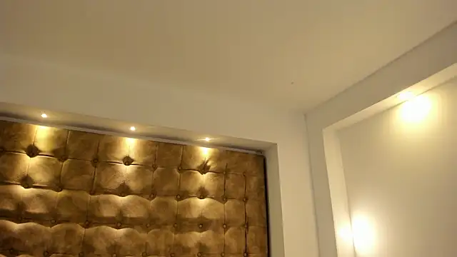 violet_giraldo webcam