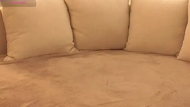 IsabellaSandoval webcam