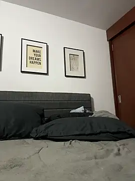 J_loren webcam