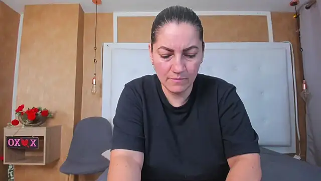 Heidy_milf webcam
