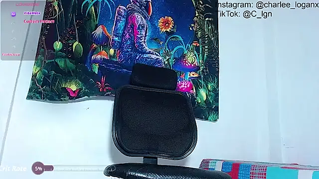 Techno_420_ webcam