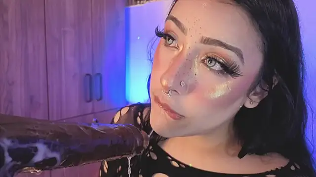 ashlynnlowe_ webcam