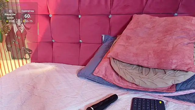 miahasher webcam