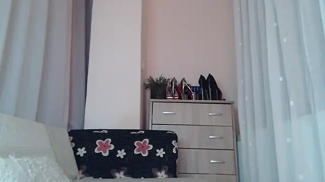 JADAPink___ webcam