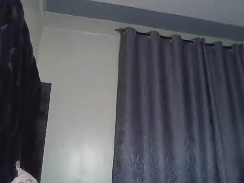 Smalltittsbigass webcam