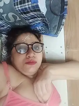 yourchahat27 webcam
