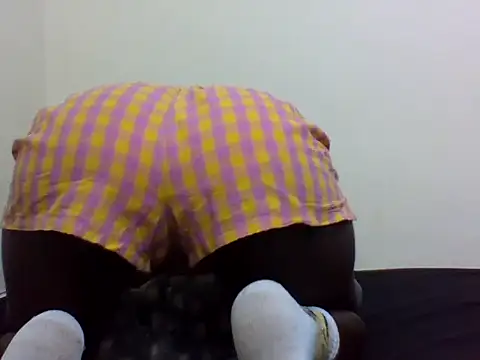 Curvy_Eddy webcam