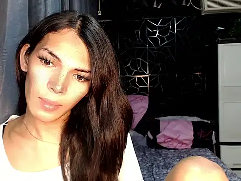 GORGEOUS_CARMEE webcam