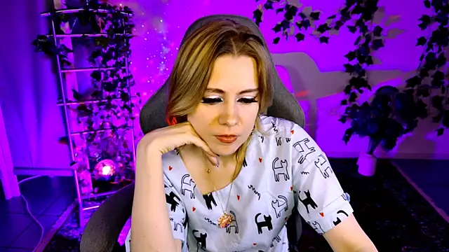 Kumiho_7777 webcam