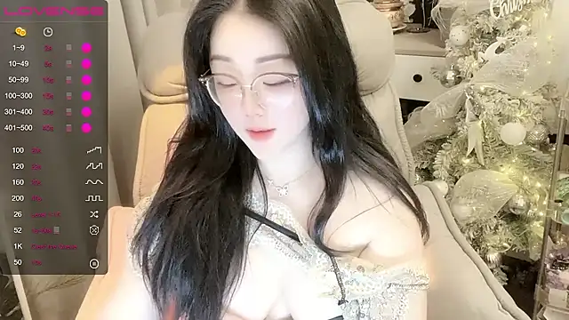 Monica-666888- webcam