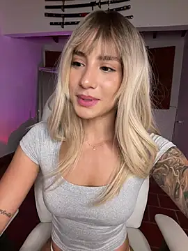 Ale_Lewis webcam