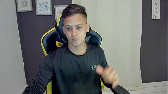 sexy_andres01 live cam on StripChat