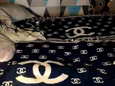 Trish_CurveCock webcam