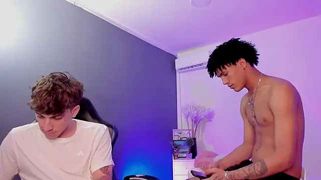 Handsomeboyss19 webcam