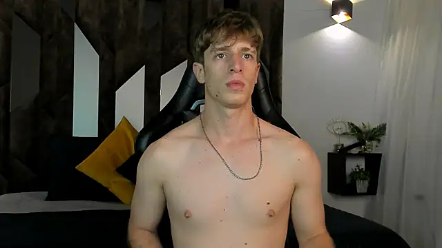 Ostin_Saints webcam