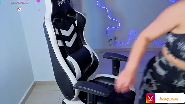 Victoryyy_ webcam