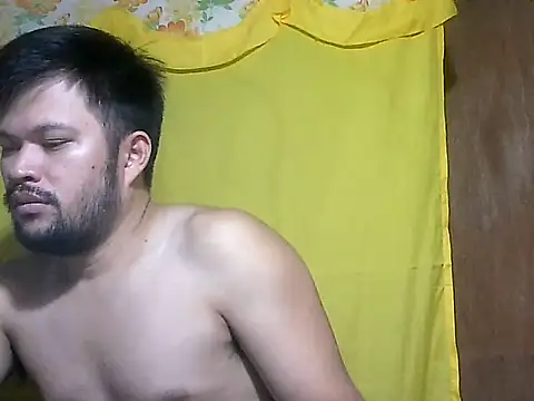 HairyHottestpinoyHandsome webcam