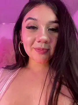 Zoe_Serrat webcam