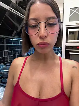 luvely_unique_ webcam