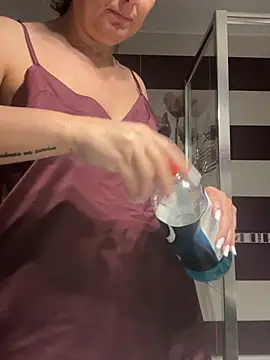 Emma_roqueen webcam