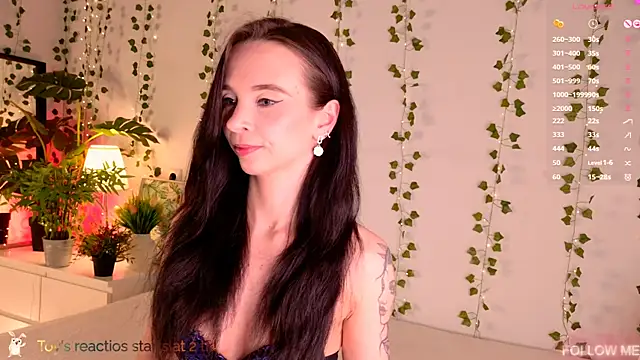 CarlyMilton webcam