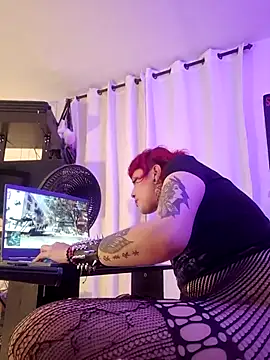 Sarah-Stoner webcam