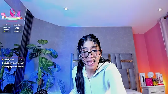 Tyla_Ks webcam