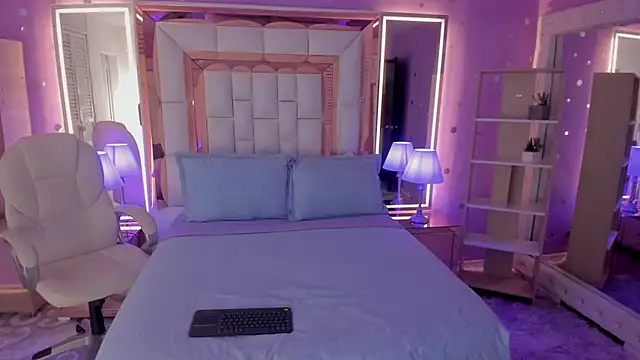 Goldentemptation_ webcam
