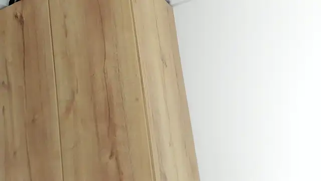 naomimoore828 webcam