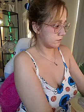 NaomiShimizu webcam