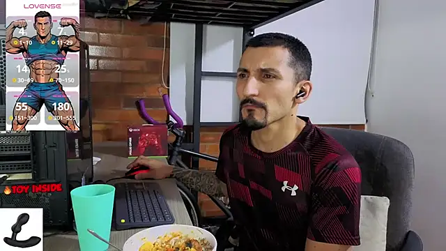 Marck_Muscle webcam