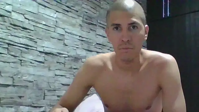 Sexylatin64 webcam