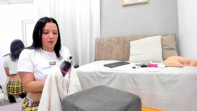 _EmilyJireh_ webcam