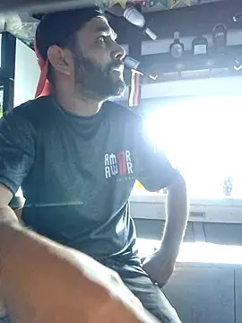 Alsaud1106 live cam on StripChat