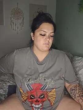 Saucy-Serenity webcam