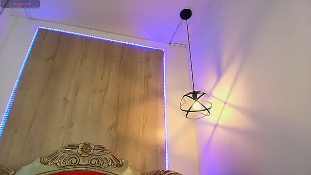 Zafiro_claire webcam