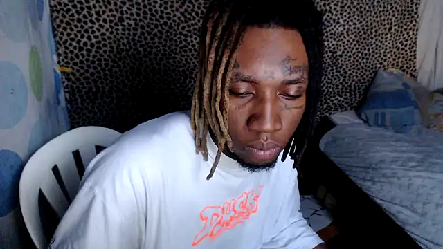 mike_ross11 webcam